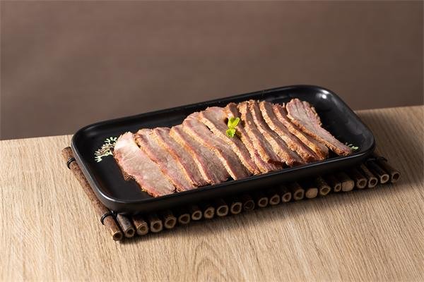霸舌生滚牛肉米粉加盟优势详解 开店咨询热线